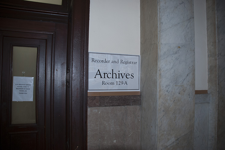 City Archivist donates research for NBEW house